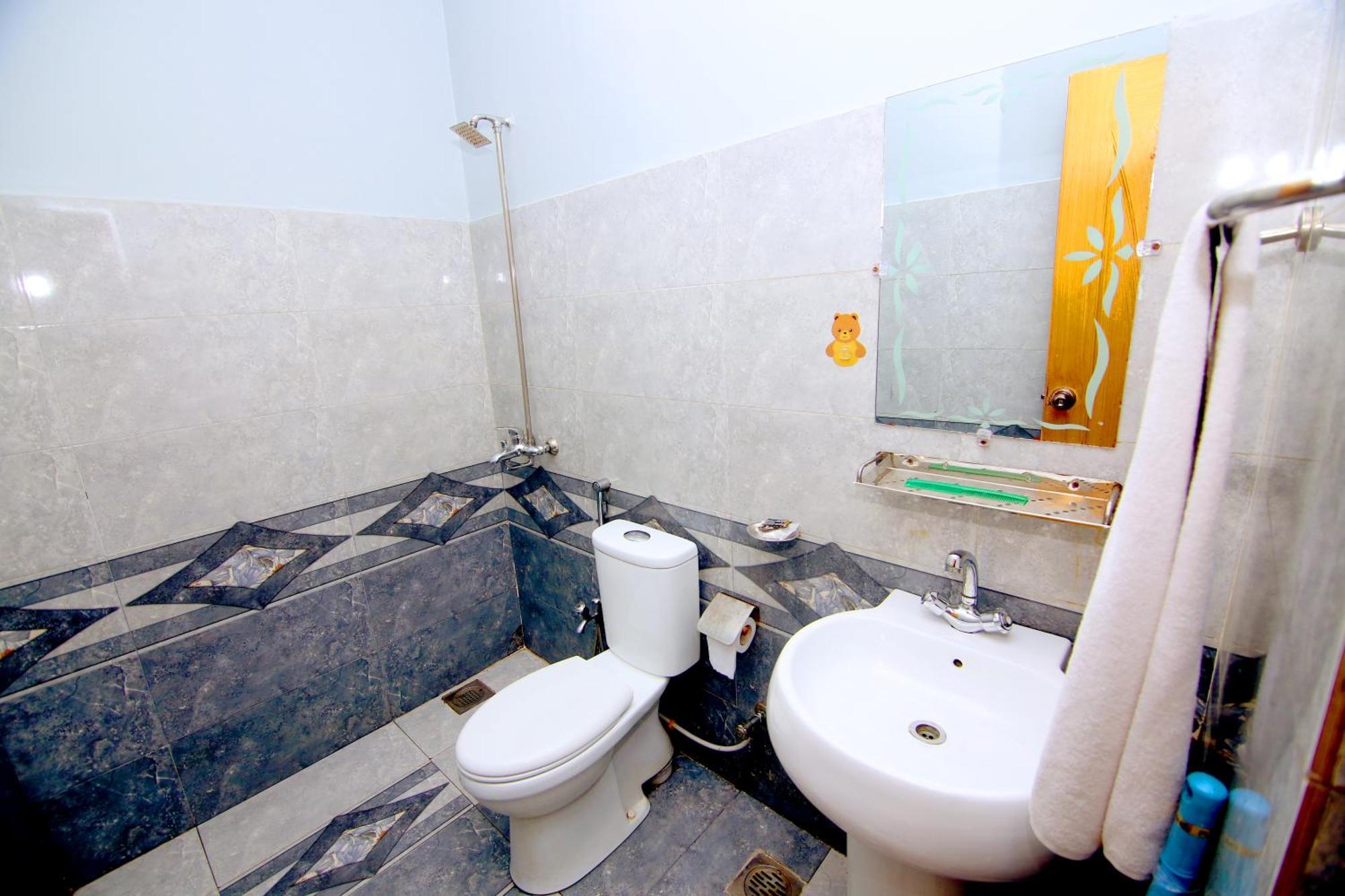Premier Inn Mall Lahore Ngoại thất bức ảnh